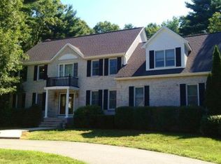 5 Lena Cir, Franklin, MA 02038