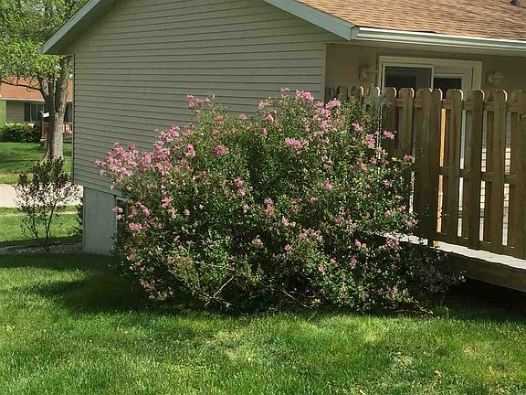 2nd image of 3321 W Indian Creek Dr
