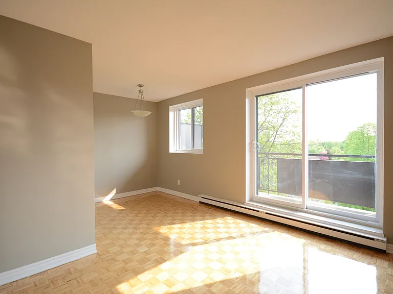 1322 McWatters Rd — Photo 22