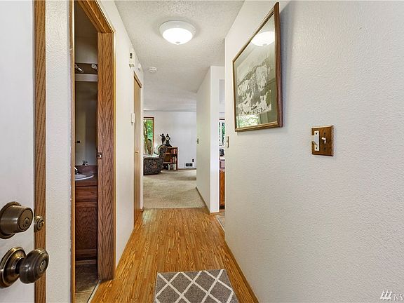 4th image of 25023 144th Pl SE