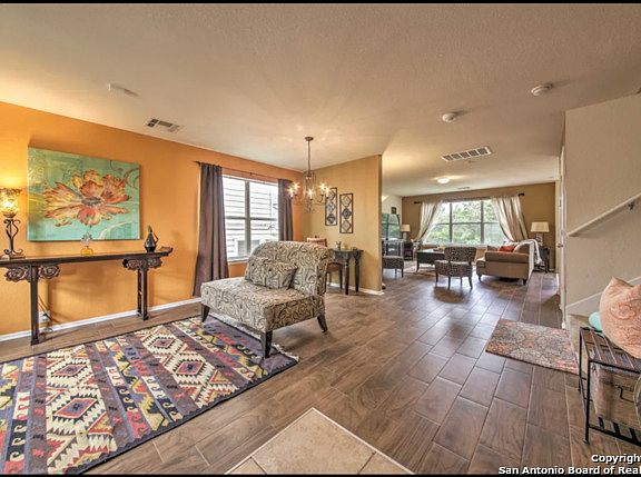 3rd image of 15818 Cotton Tail Ln