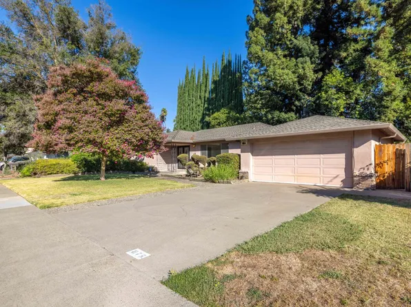 875 Parklin Ave, Sacramento, CA 95831