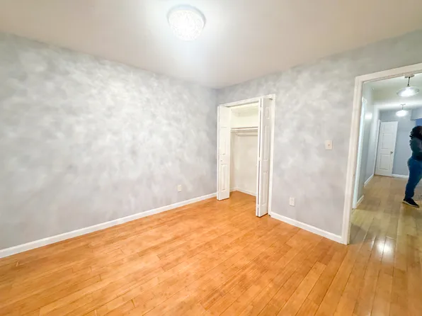 1411 Saint Mark's Avenue image 9 of 13