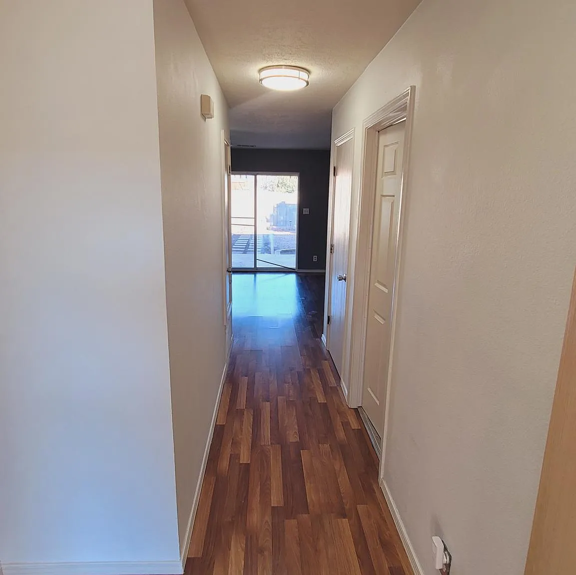 2 bed, 1000 sqft, $1,495 — Photo 4