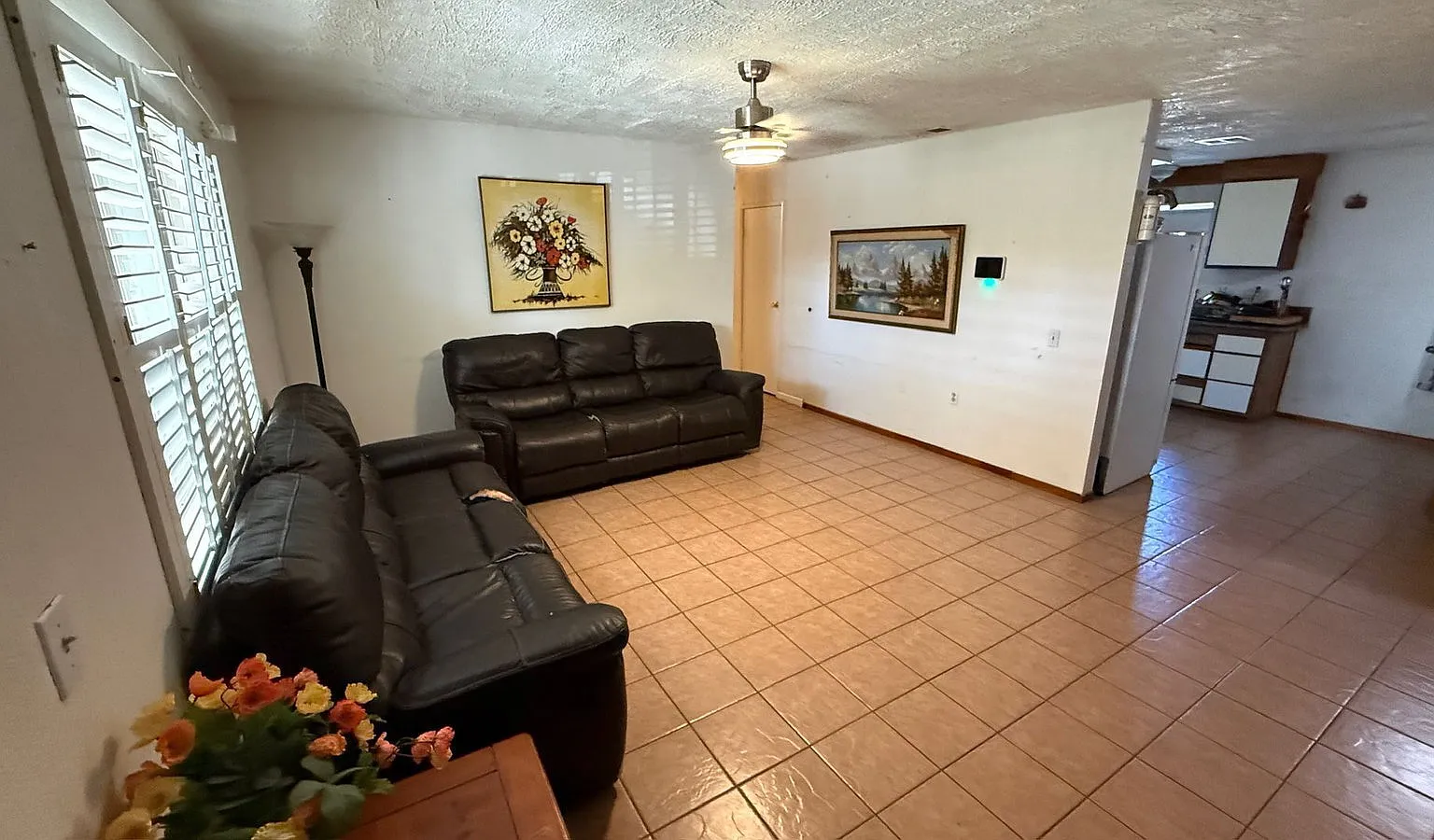 4 bed, 2.0 bath, $3,500 — Photo 3