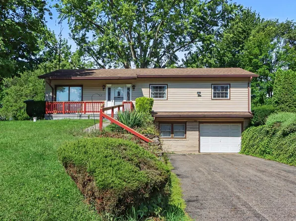 63892 Fairhope Dr, Hartford, MI 49057