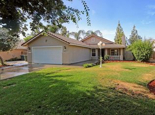 627 Huntington Ct, Lemoore, CA 93245