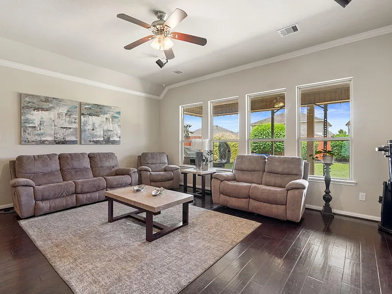 9131 Basin Ridge Ln — Photo 3