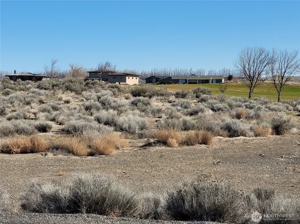 509 SW Desert Aire Dr SW #11, Mattawa, WA 99349