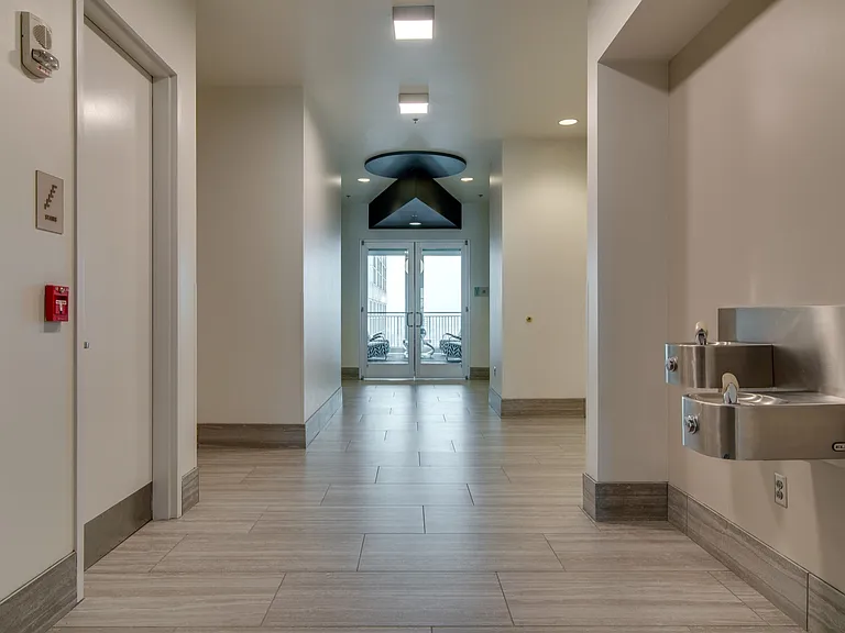 415 Church St #2106 — Photo 18