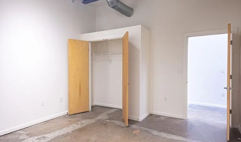 1011 W Marshall St #127 — Photo 7