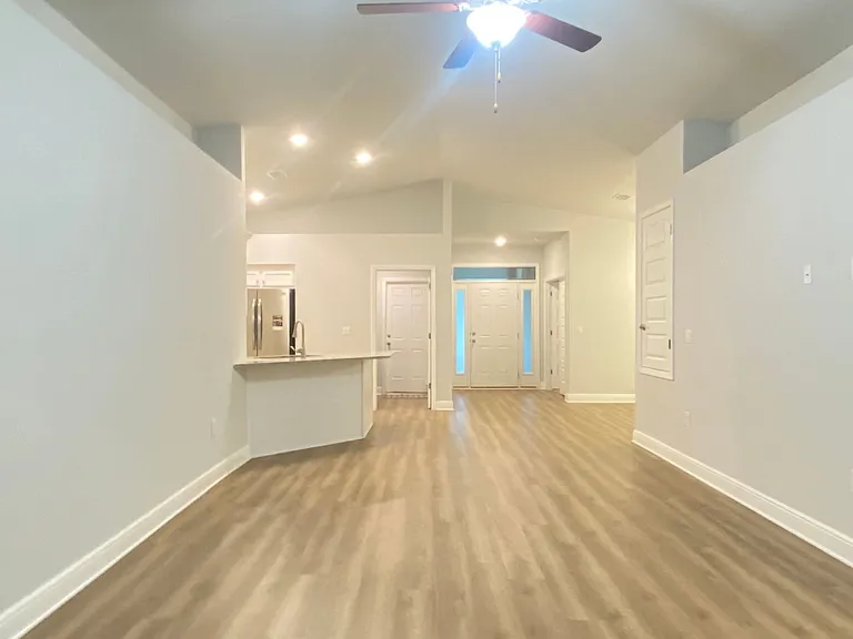 12139 Emerald Heights Ln — Photo 34