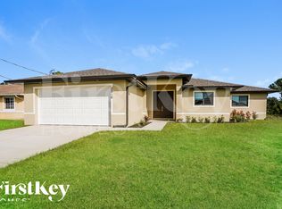 2616 30th St SW, Lehigh Acres, FL 33976