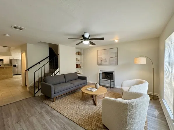 5810 Twisted Pine Ct Unit C, Houston, TX 77039