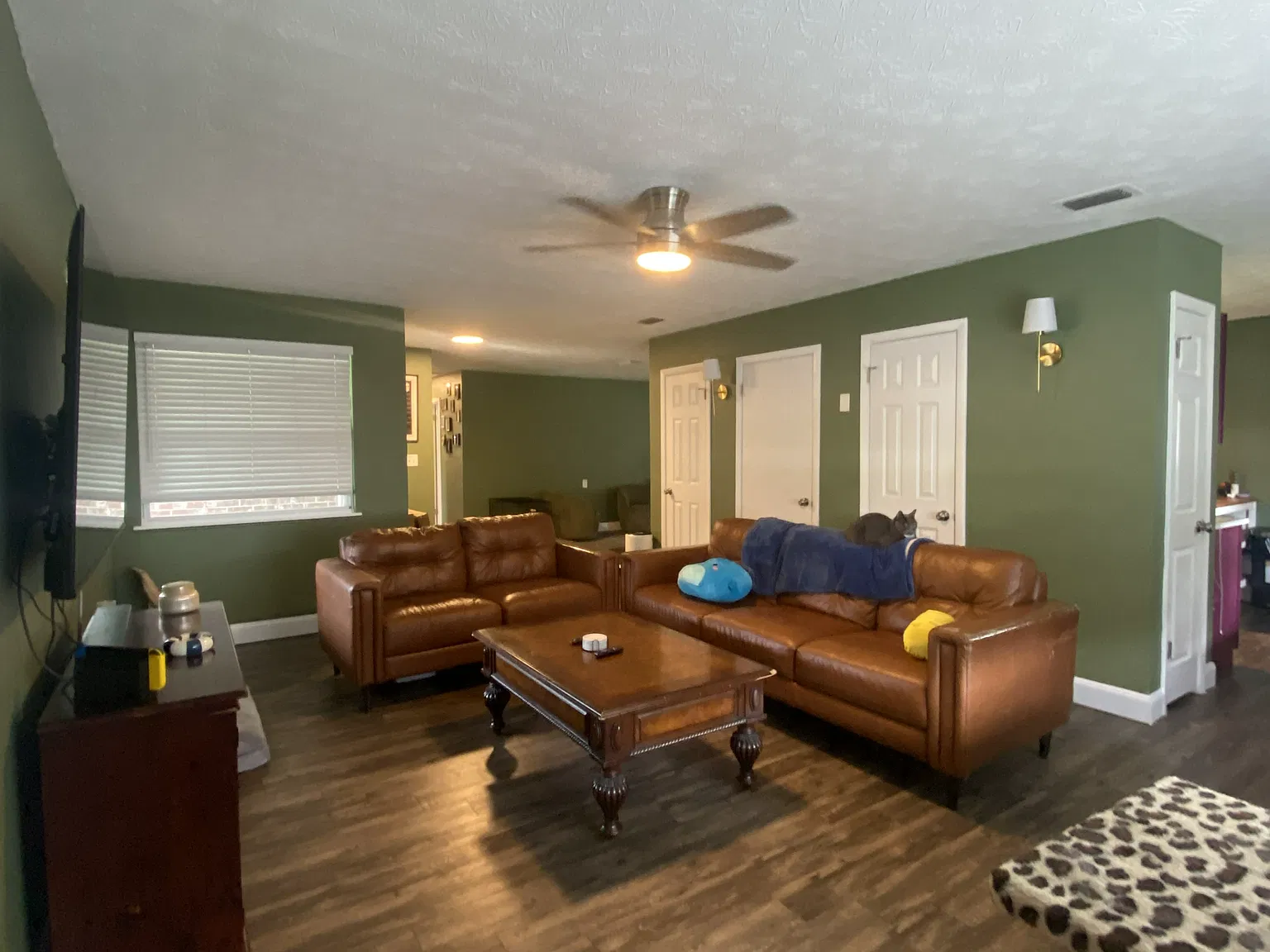 3 bed, 1518 sqft, $2,400 — Photo 4
