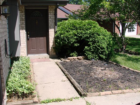 2nd image of 8485 Doe Run Pl