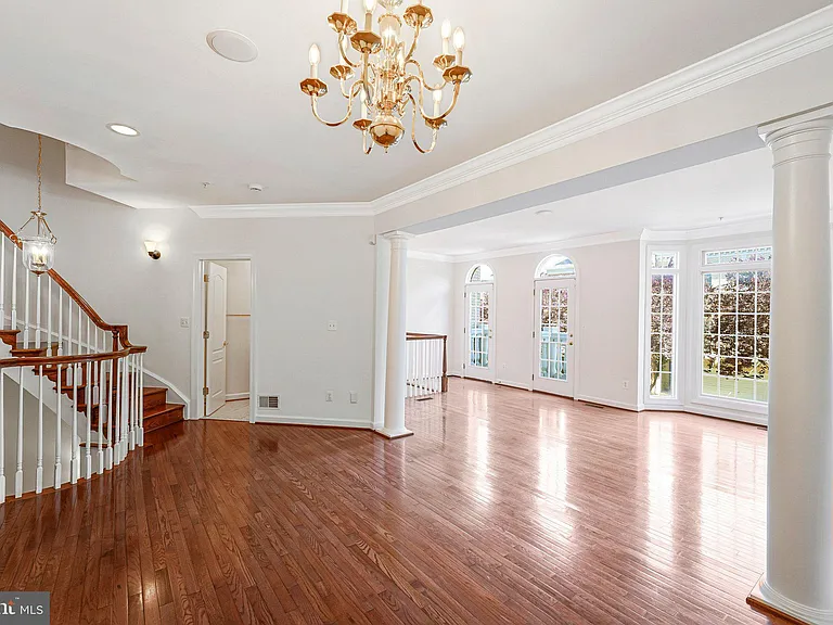 7720 Spoleto Ln — Photo 6
