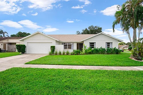 1019 Larch Way Photo 1