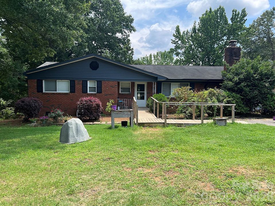 1st image of 9012 Brief Rd