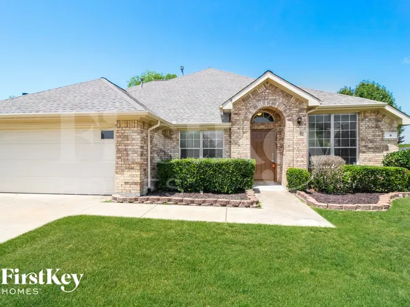 8 Willowstone Ct, Mansfield, TX 76063