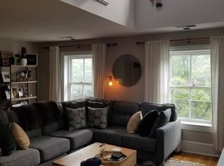 935 Spruce St APT 4, Philadelphia, PA 19107