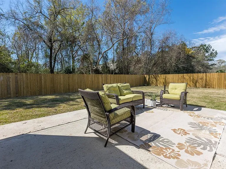 522 Jeremy Ct — Photo 35