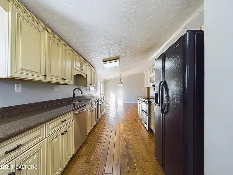 470 Poplar Springs Rd — Photo 9