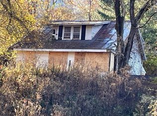 2828 Raleigh Cir, Shawsville, VA 24162