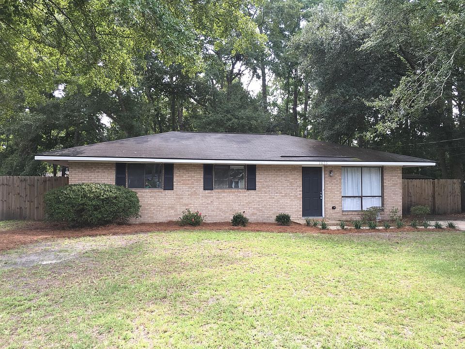 1st image of 1615 Langston Dr