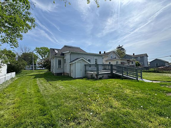 3rd image of 131 Whittlesey Ave