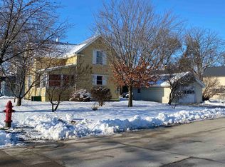 95 1st St, Swanton, VT 05488