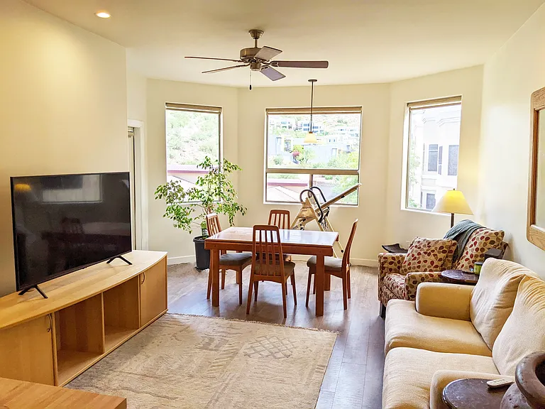 9820 N Central Ave #325 — Photo 3