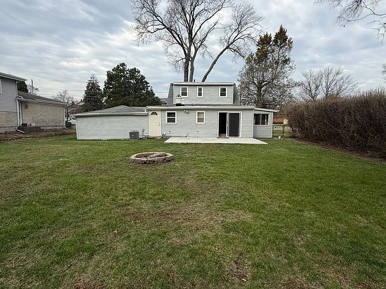 2209 Douglas Ave — Photo 35
