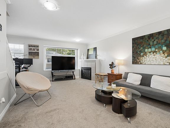 4th image of 9580 Prince Charles Blvd #102