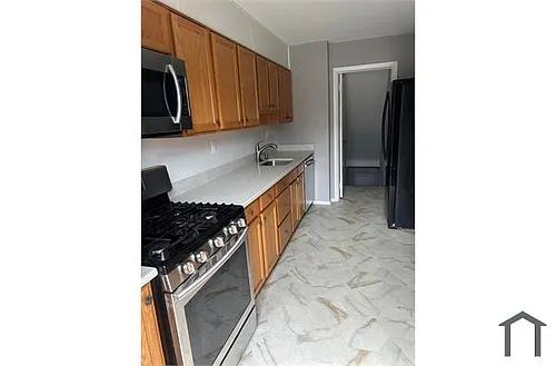 5703 Arnhem Rd Photo 1