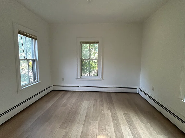 9 South St #H — Photo 5