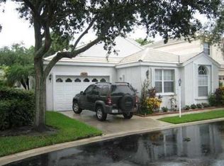 9605 NW 8th Cir, Plantation, FL 33324