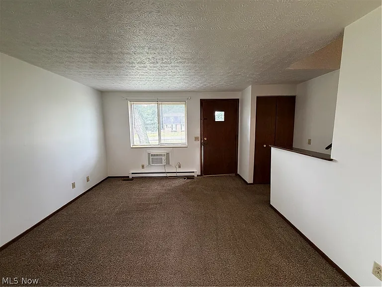 7317 Seymour St NW — Photo 6