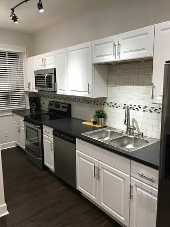 407 S Melville Ave #6 — Photo 6