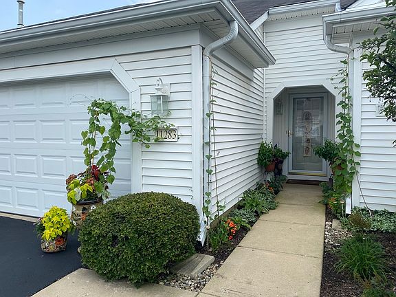 3rd image of 11283 Heatherdale Ln