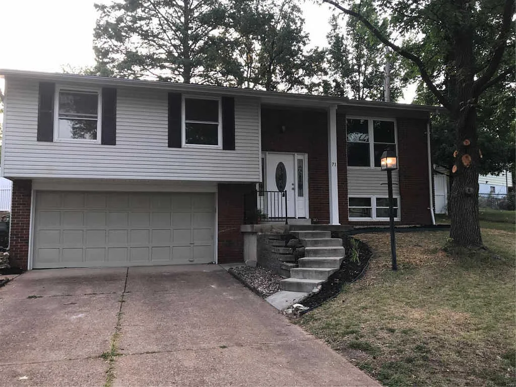 71 Smoke Tree Dr photo 1