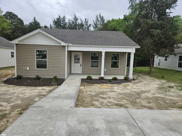 315 Dillon Dr, Clinton, SC 29325
