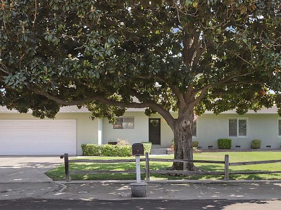 2nd image of 8356 N Terrace Dr