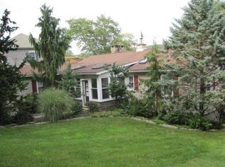 58 N Lake Shore Dr, Brookfield, CT 06804