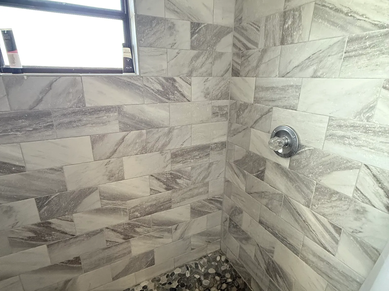 3 bed, 2.5 bath, 2906 sqft, $2,650 — Photo 3