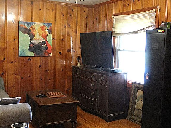 4th image of 33 Oakland School Rd