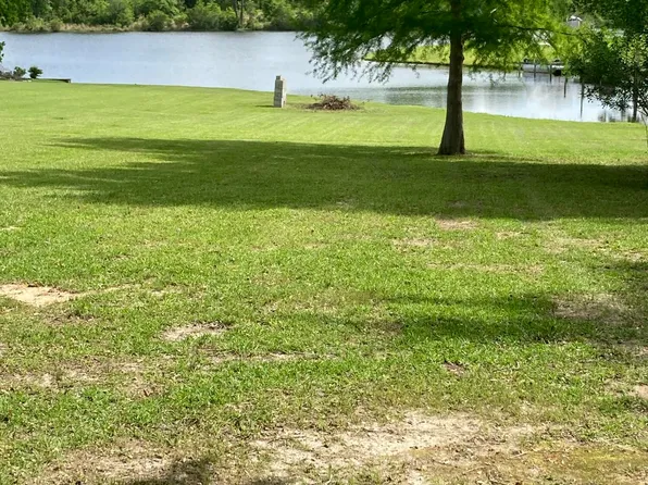 10 Hummingbird Ln, Perkinston, MS 39573