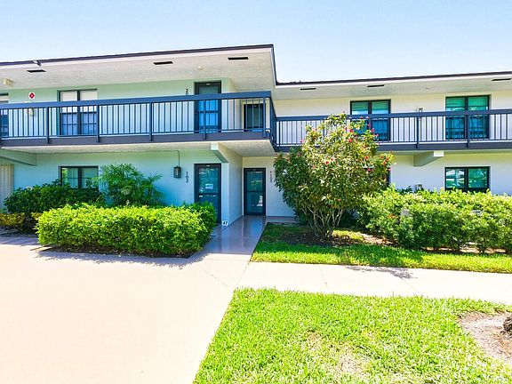 2nd image of 47 N Collier Blvd #1-103