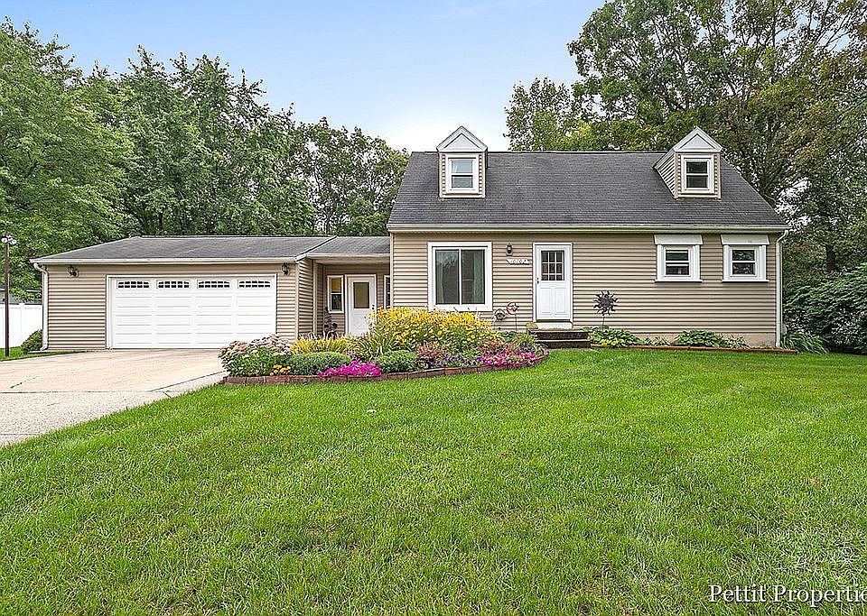 1st image of 10702 Settlewood Dr SE