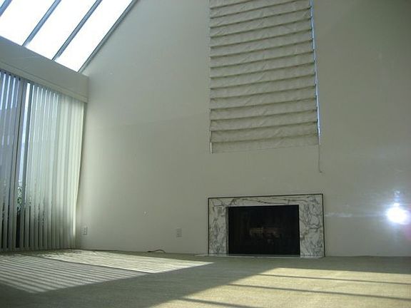 2nd image of 11925 Goshen Ave #1